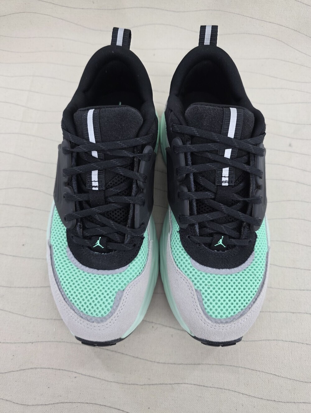 Nike Youth Jordan Trunner O/S GS Black Grey Mint Green Shoes II6531-004 Size 5 - Picture 3 of 10